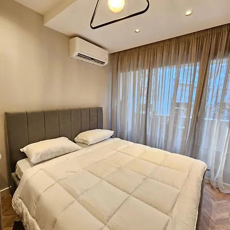 Apartment Raffi's Studio Tirana